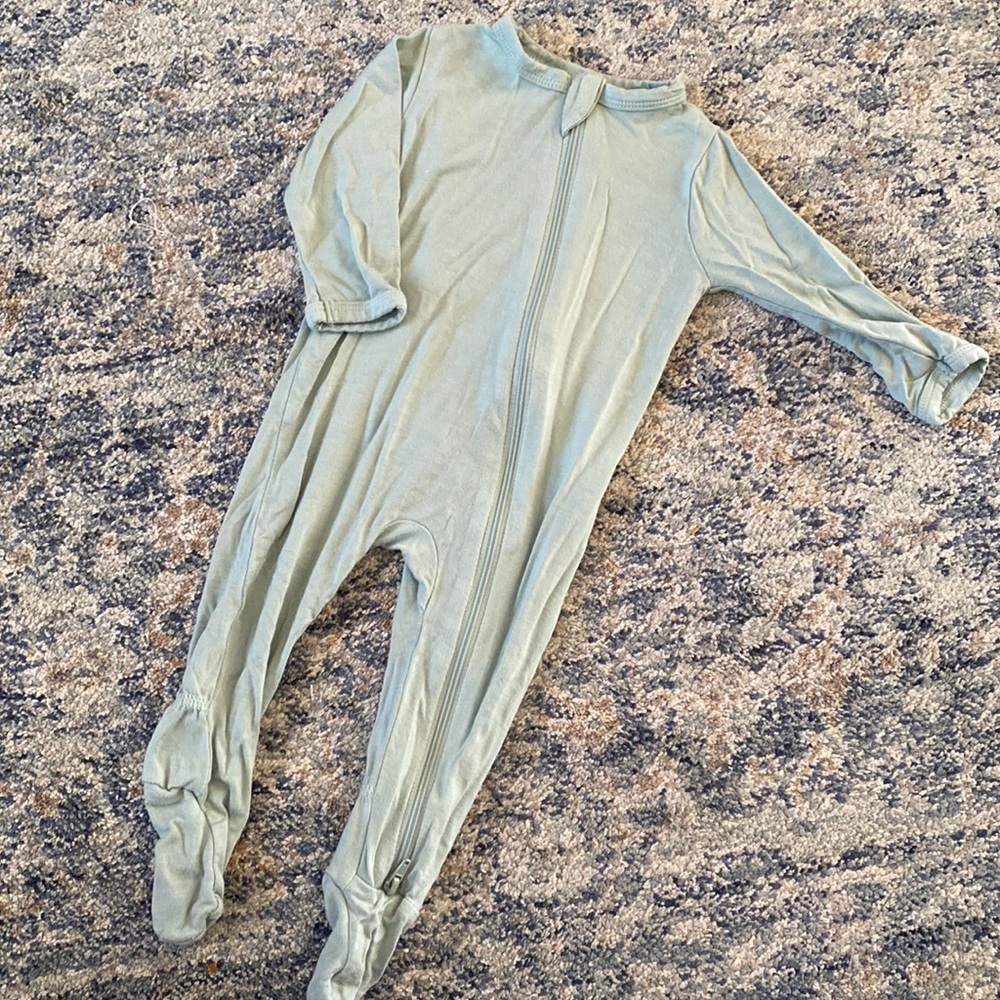 Kyte Baby Footed Pajamas 💚